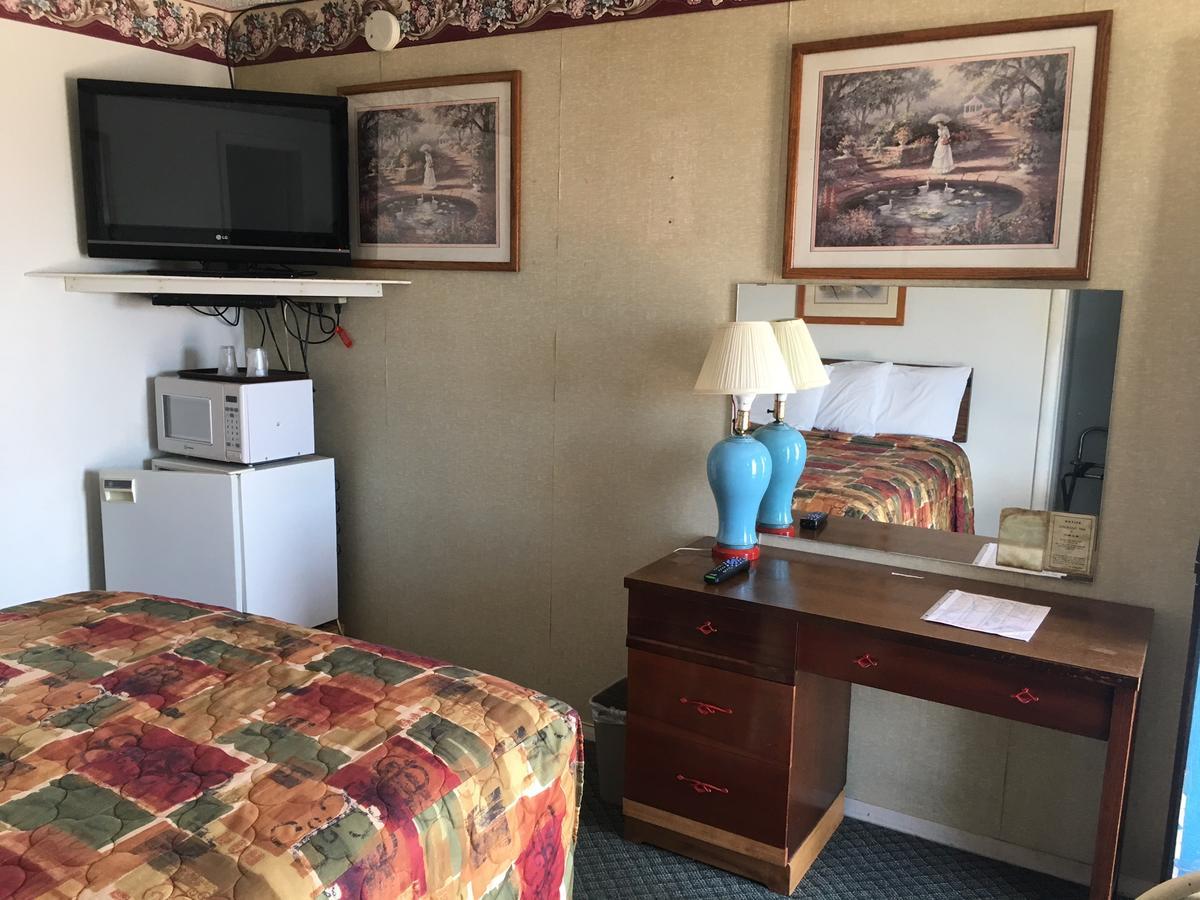 Skyliner Motel Stroud Ngoại thất bức ảnh