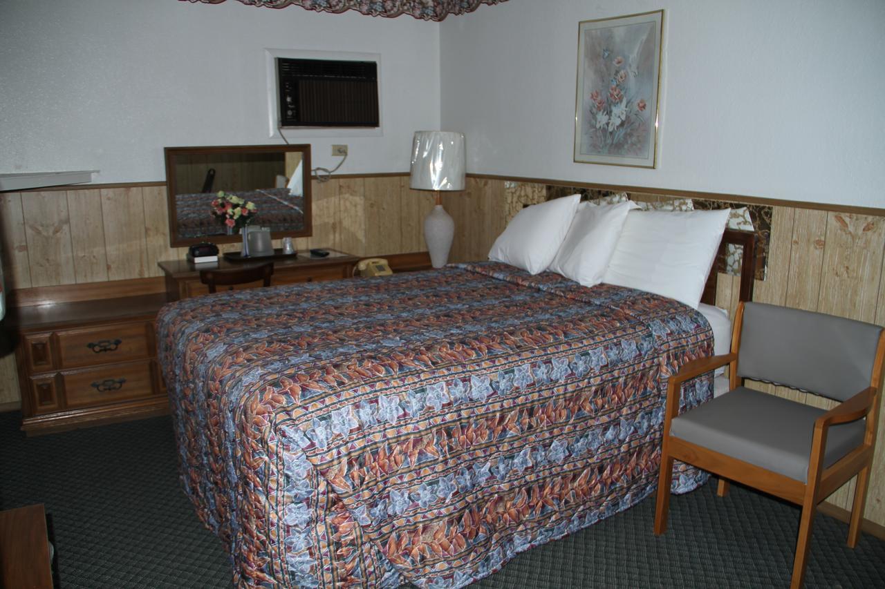 Skyliner Motel Stroud Ngoại thất bức ảnh