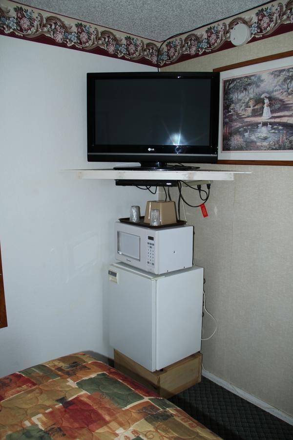 Skyliner Motel Stroud Ngoại thất bức ảnh