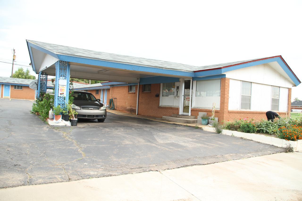 Skyliner Motel Stroud Ngoại thất bức ảnh